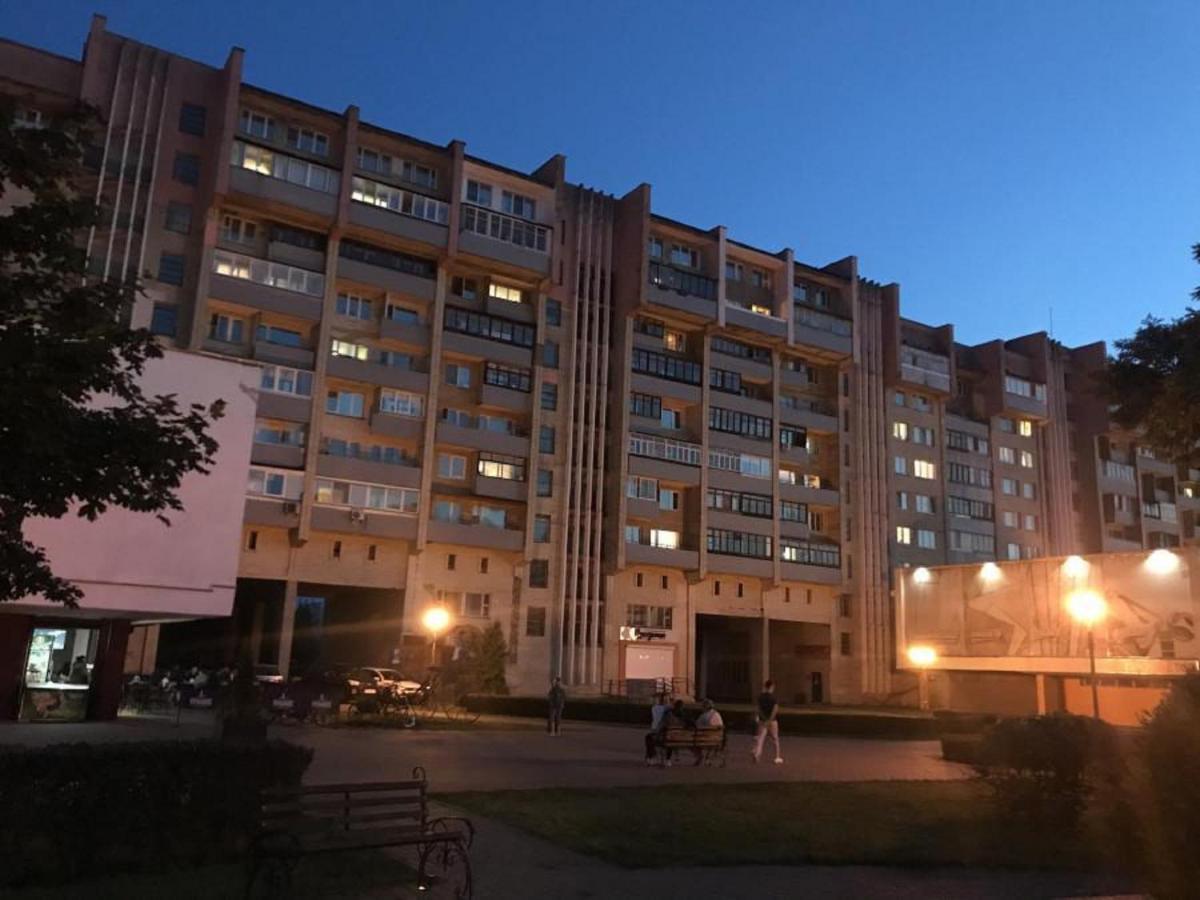 Paulmarie Apartments On Gor'Kogo 41 Бабруйськ Екстер'єр фото